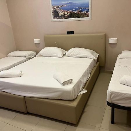 Hotel Porta A Porta Неаполь Экстерьер фото